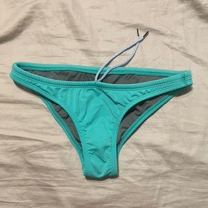 Jolyn: Europe Bottom